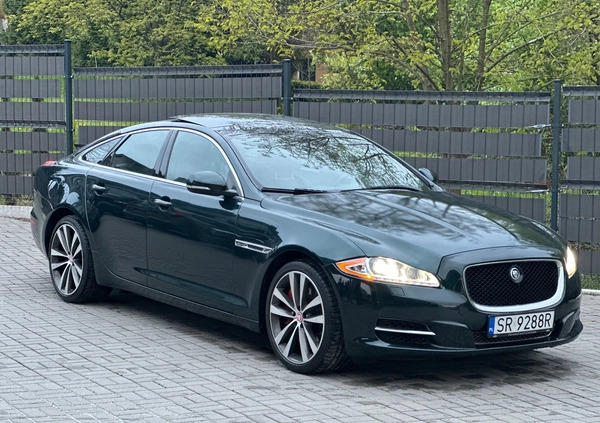 Jaguar XJ cena 72900 przebieg: 201000, rok produkcji 2012 z Poniatowa małe 121